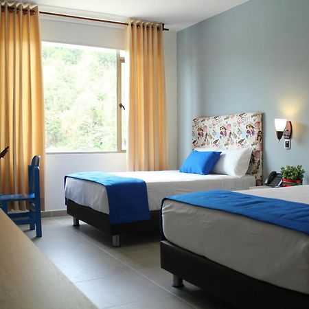 Hotel Ventura Loma Mesa de Ruitoque Eksteriør bilde